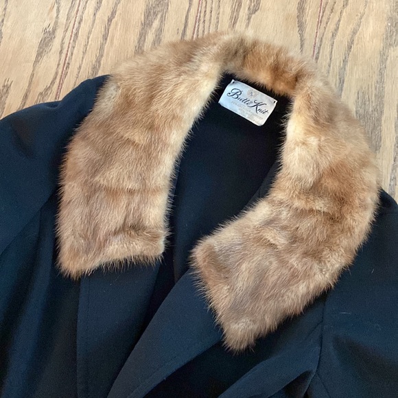 Vintage 1960’s Butte Knit Black Wool Blend Blazer Jacket with Fur Collar - Picture 12 of 15